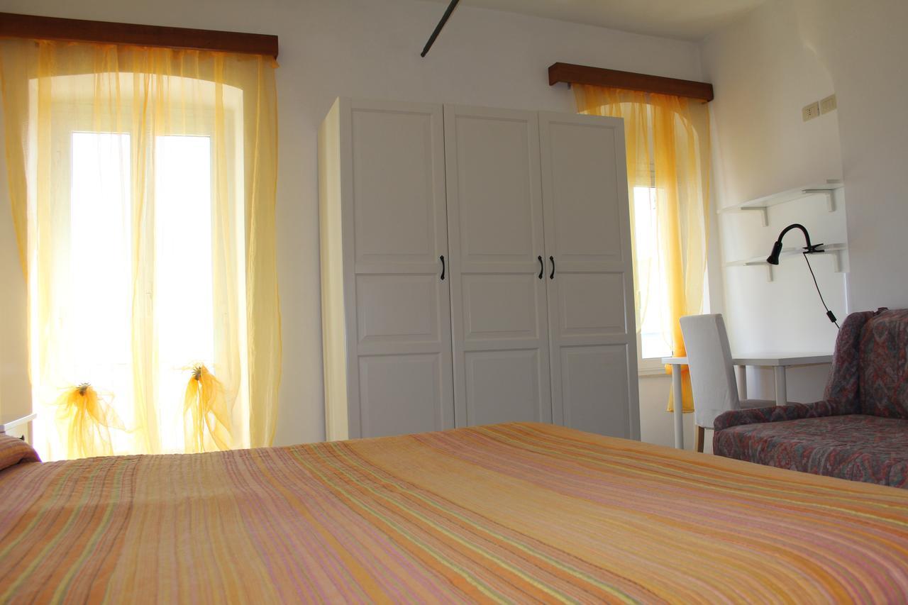 Hotel Ca' Ligure Pietra Ligure Chambre photo